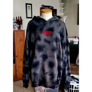 STRANGER THINGS COLLECTIBLE UNISEX SWEATSHIRT